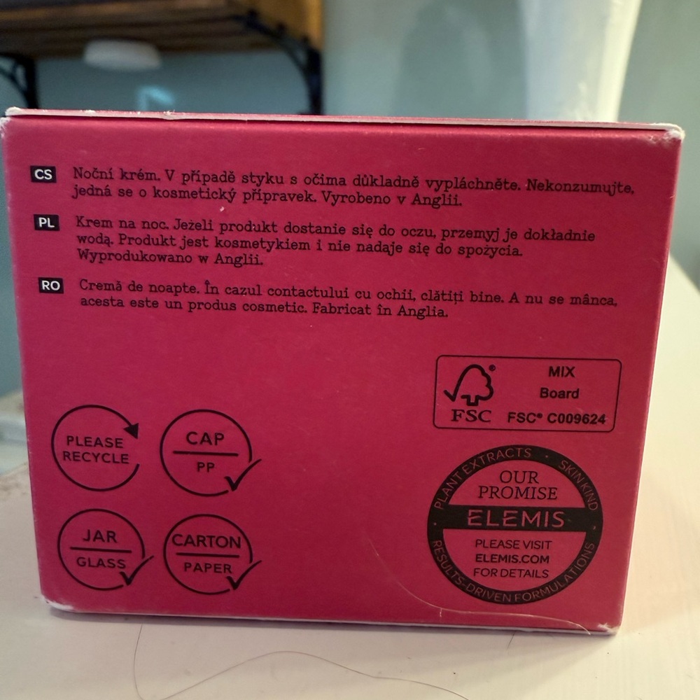 ELEMIS Superfood Midnight Facial Cream - Vibrant Pink - Picture 5 of 5